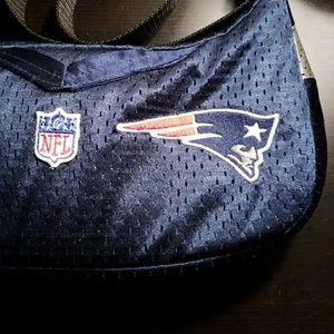 NWOT Patriots football team purse